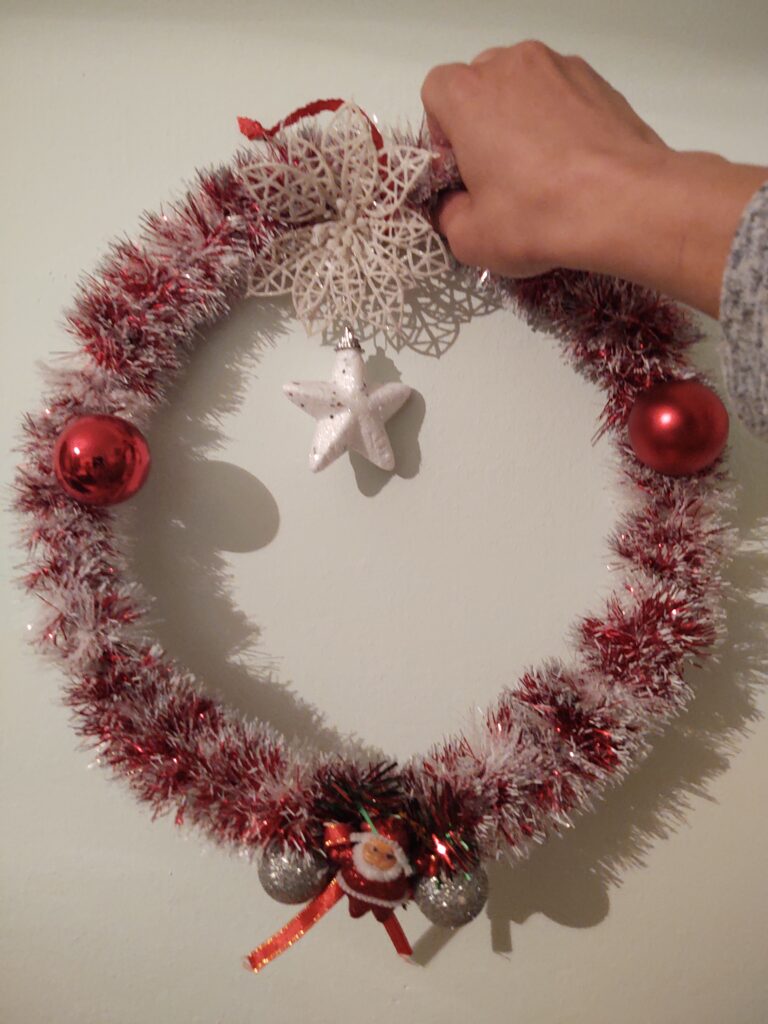 How to Hang Christmas Window Wreaths Without Damaging Windows