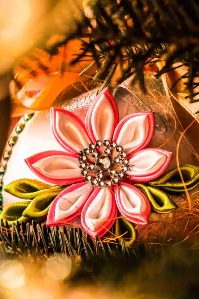 Best ribbon and mesh layering techniques for mesh wreath Christmas ideas