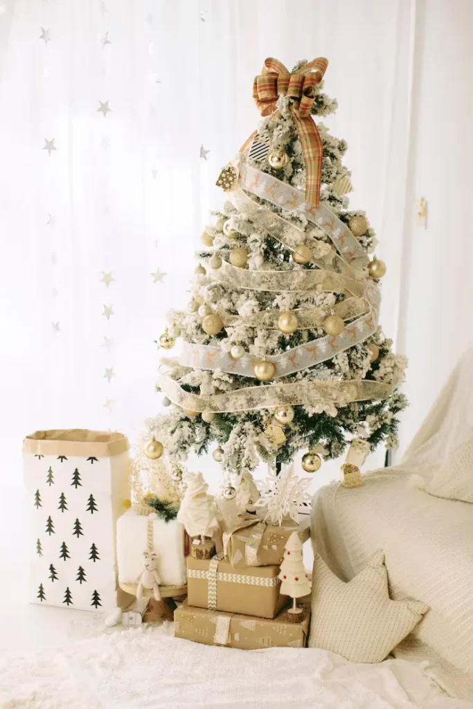 Minimalist Disney Christmas Tree Ideas for modern homes