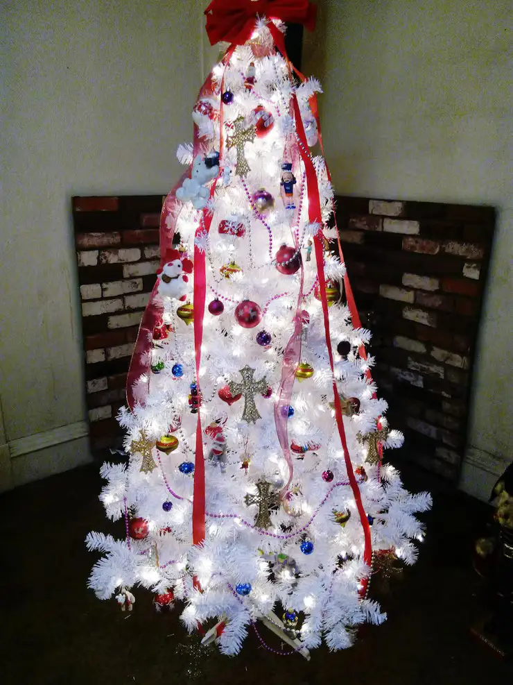 Disney Christmas Tree Ideas styled like a designer