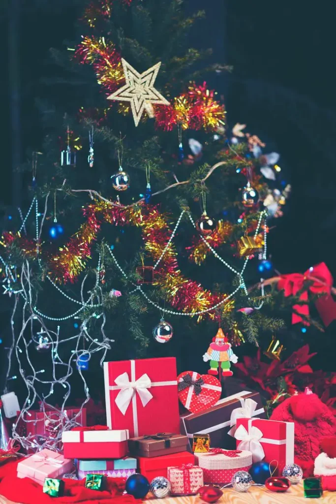 Dollar Tree Christmas Gift Ideas stocking stuffer ideas under five dollars