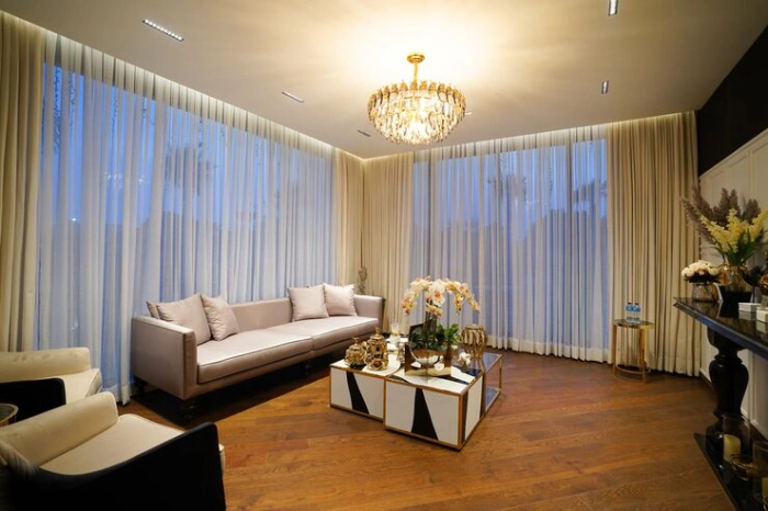 Living Room Curtain Ideas for modern homes with elegant floor to ceiling curtains