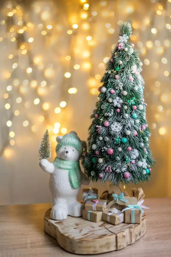 Snowman Christmas Tree Ideas for small spaces or apartments